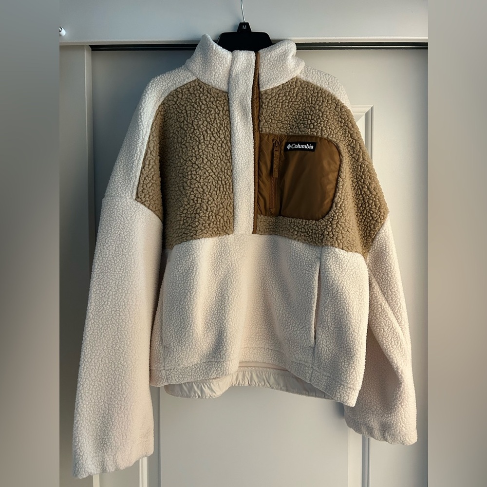 Columbia Sherpa Fleece Jacket in Cream and Brown